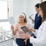 ¿Qué es el rejuvenecimiento facial y cómo ayuda a la piel?