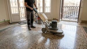 ¿Qué es el pulido de terrazo en Barcelona y por qué se hace?