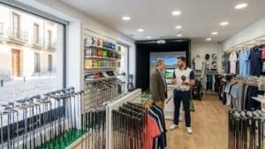¿Cómo elegir la mejor tienda de golf en España para tu equipamiento?