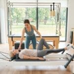 ¿Qué es el pilates terapéutico y cómo puede ayudar a mejorar el bienestar?