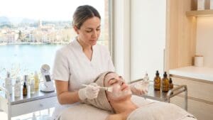 ¿Qué son los tratamientos faciales en Banyoles y cómo benefician la piel?