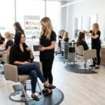 ¿Qué es un salón de belleza y cómo elegir el más adecuado?