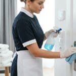 ¿Qué implica una limpieza de alojamientos turísticos de calidad?