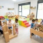 ¿Qué es una escuela infantil como El Garabato y cómo apoya el desarrollo infantil?