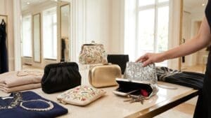 ¿Qué son los bolsos de fiesta para mujer y por qué son importantes?