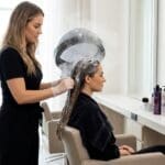 ¿Qué son los tratamientos capilares y cómo pueden mejorar la salud del cabello?