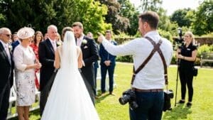 ¿Qué es un fotógrafo de bodas y por qué su trabajo es esencial?