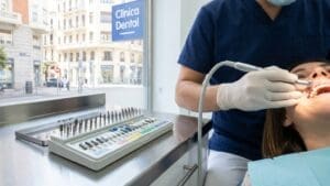 ¿Qué son las fresas dentales y su uso en la odontología española?