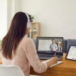 ¿Qué son las clases de inglés online y cómo funcionan?