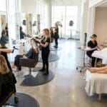 ¿Qué es un salón de belleza y cuál es su función principal?