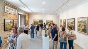 Visitar una galería de arte en Jaraíz de la Vera