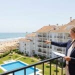 ¿Qué considerar al buscar pisos en venta en La Antilla?