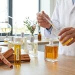 ¿Por qué el palo de rosa es un ingrediente clave en los perfumes?