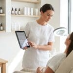 ¿Qué es la estética consciente y cómo se diferencia de otros enfoques?