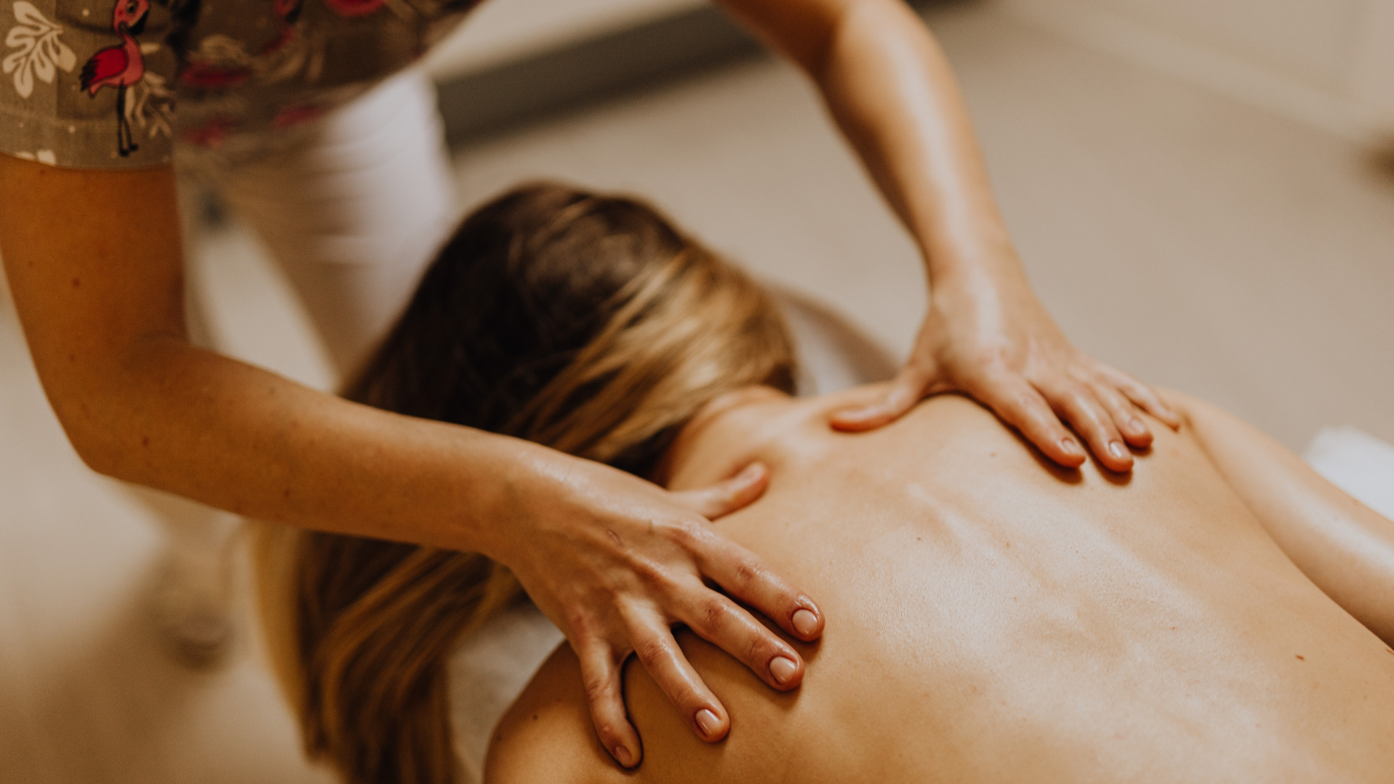 Masaje terapéutico: una opción para cuidar el cuerpo